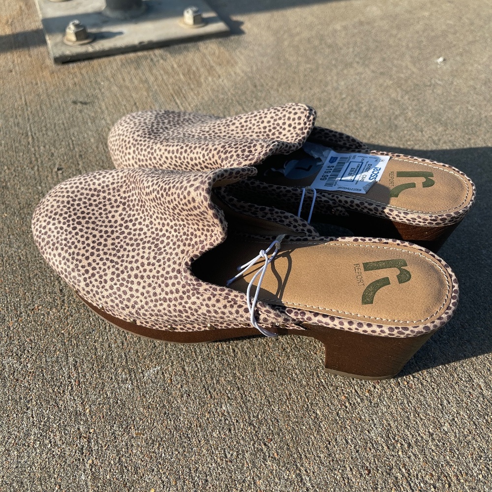 Clogs